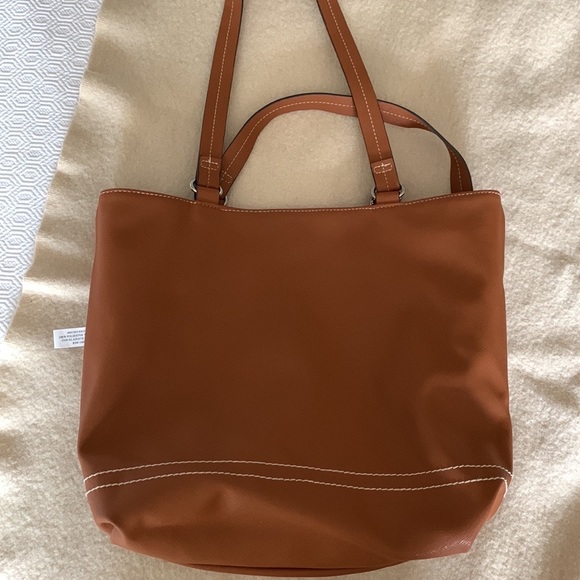 Lily Bloom Convertible Shoulder Bag - Picture 8 of 9